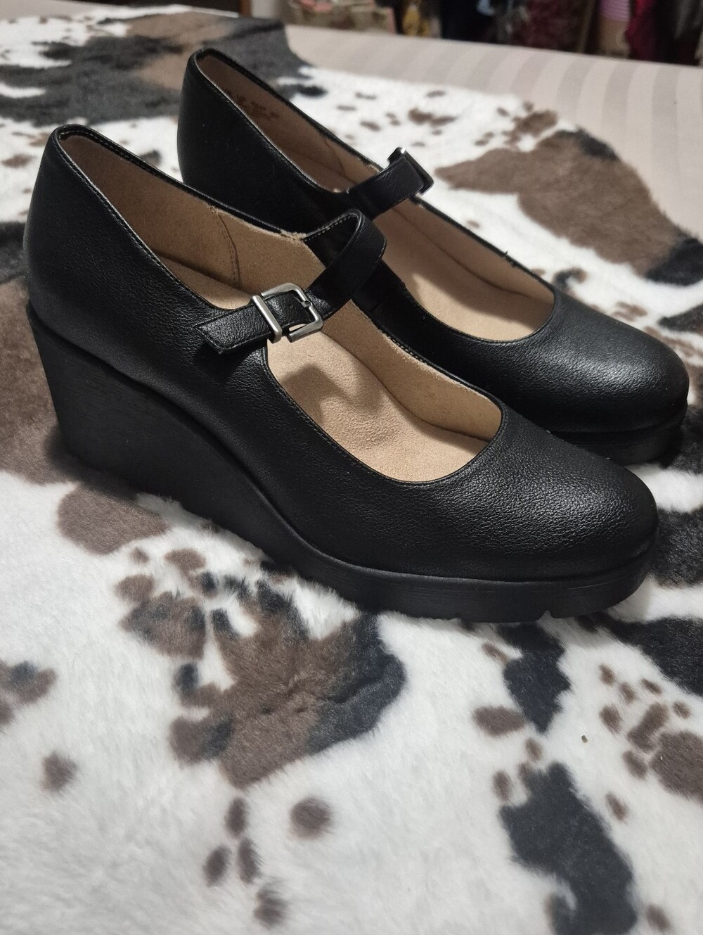 SOUL Naturalizer Black Mary Jane Wedge Heels..Size:10W